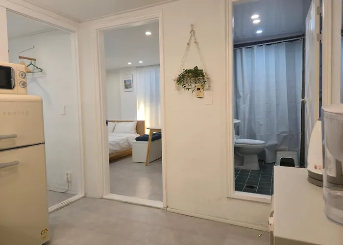 오픈특가-역삼역7분,강남세브란스병원,코엑스,롯데월드,국립중앙박물관,홍대,명동,넷플릭스 아파트 *